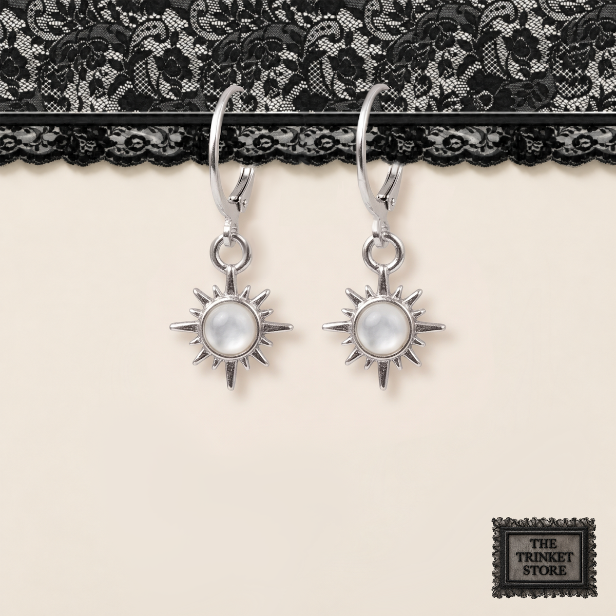 SUN STARS White earrings