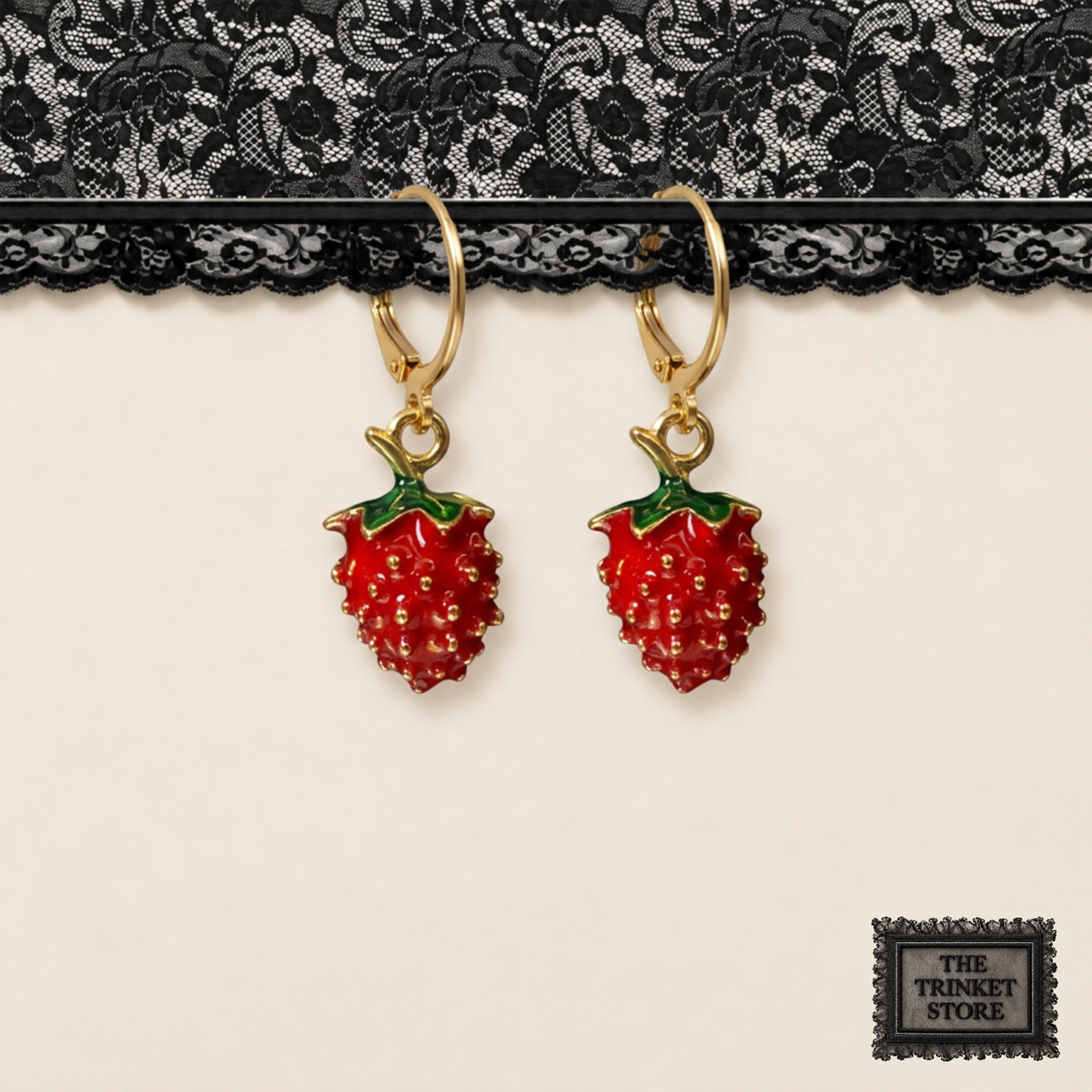 STRAWBERRIES earrings