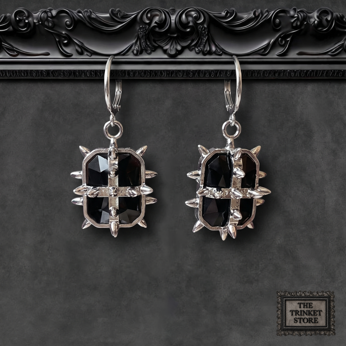 SHADOW SPIKES product shot front