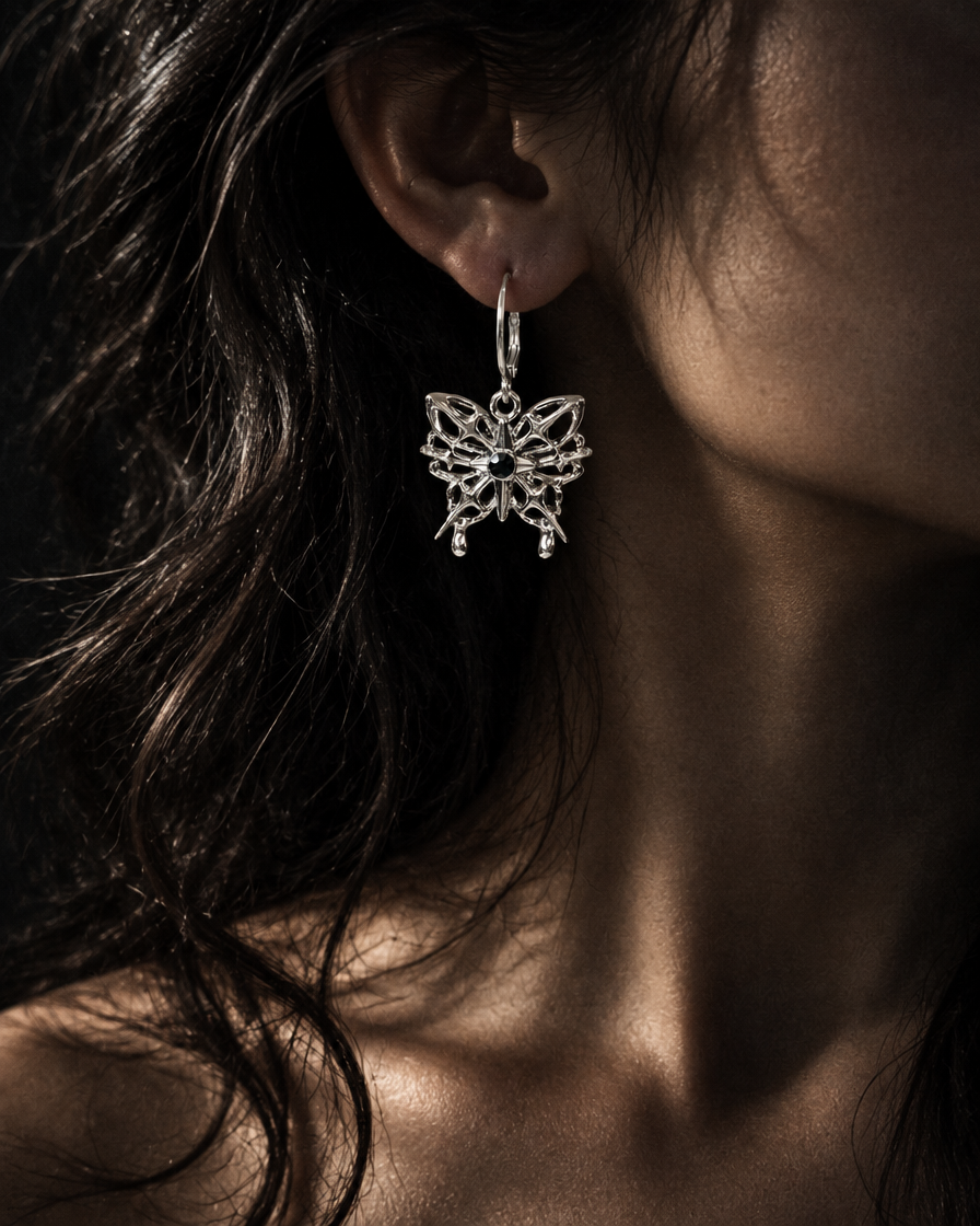 GRUNGE BUTTERFLIES ear shot