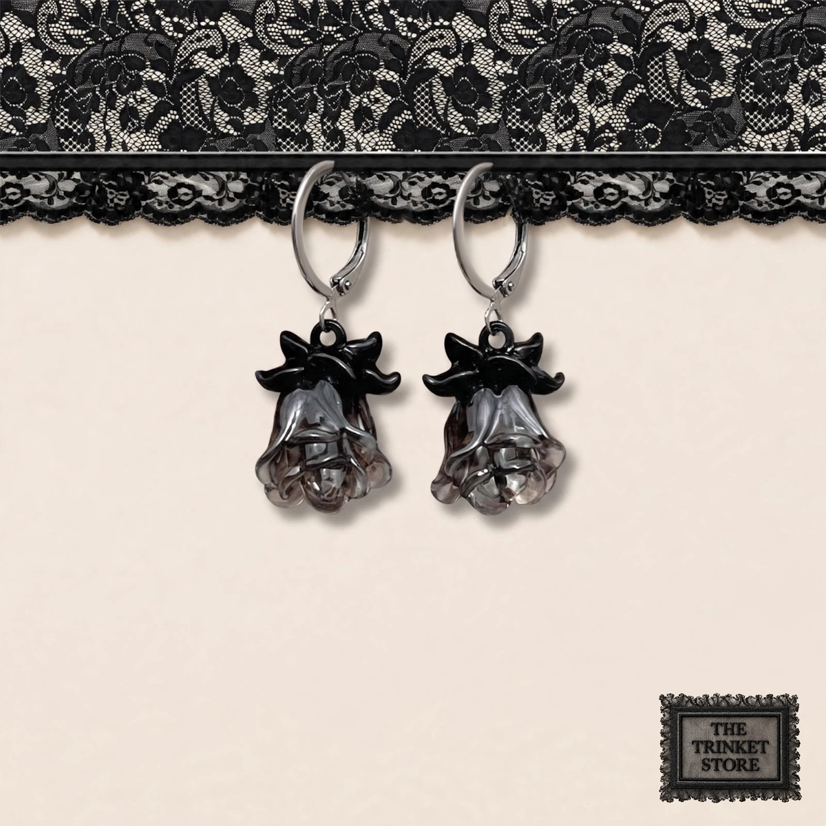 BLACK ROSES earrings