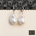 IRREGULAR PEARLS earrings
