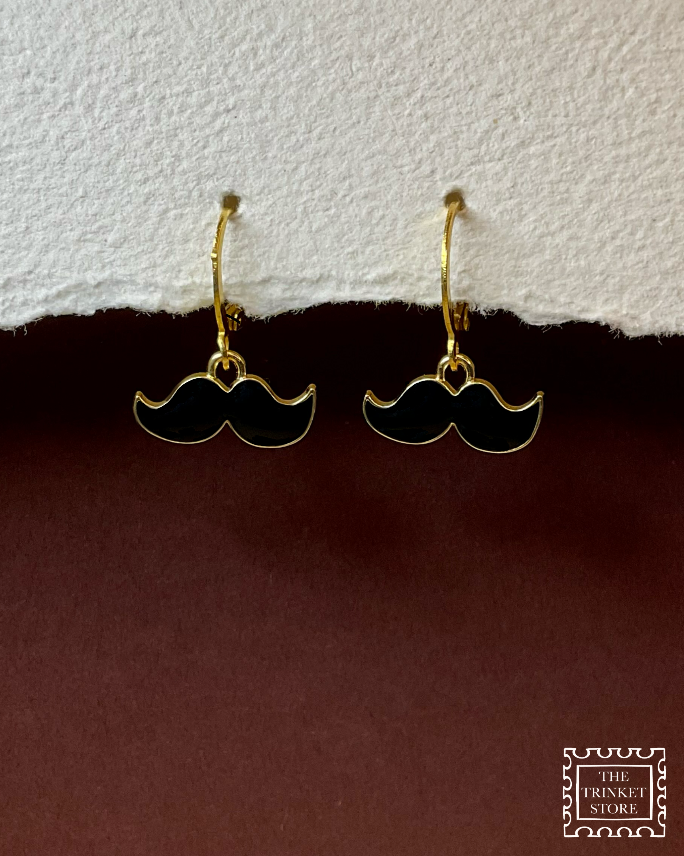 MUSTACHES